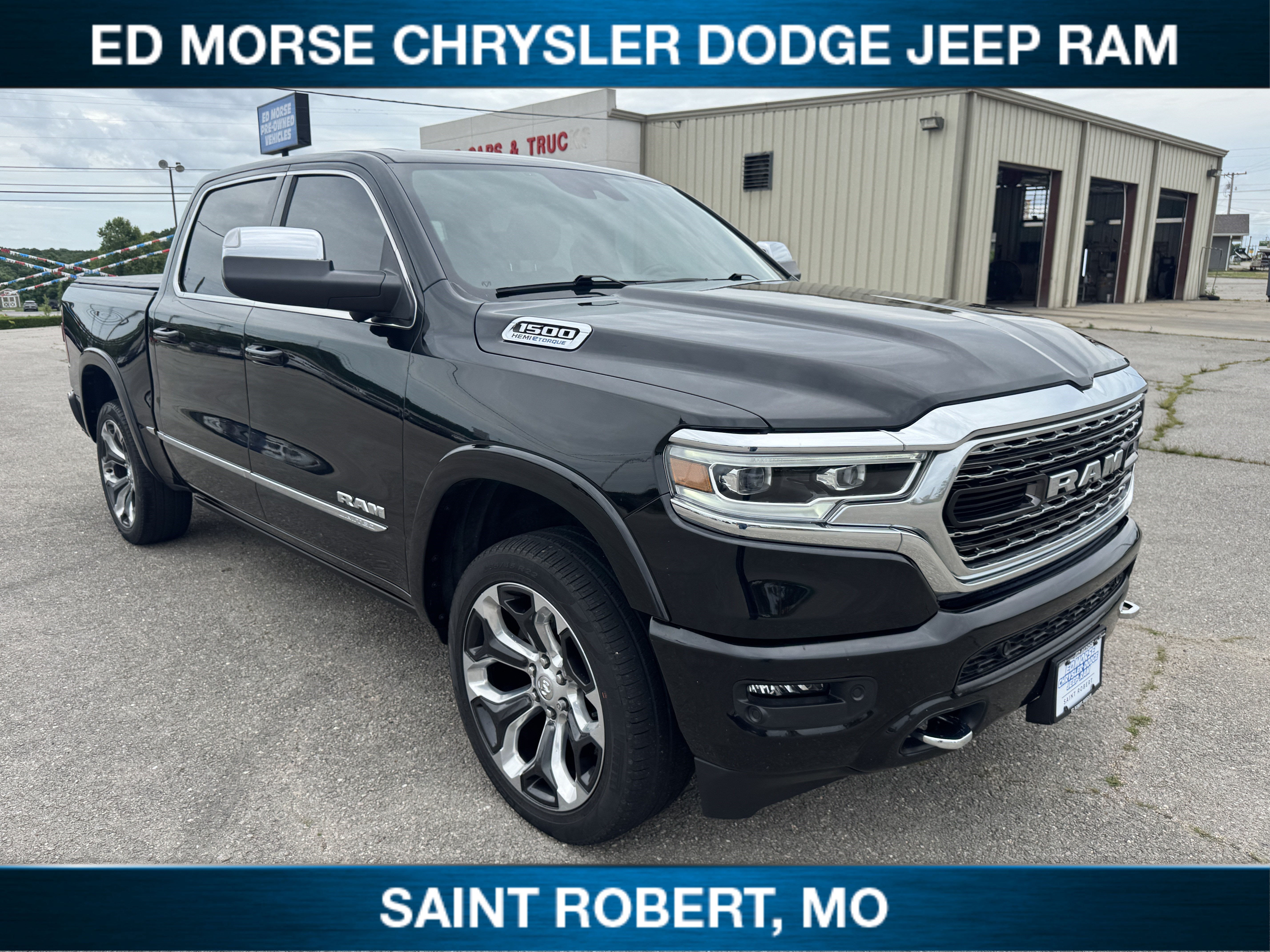 2023 RAM 1500 Limited in Diamond Black Crystal Pearlcoat — front three-quarter view