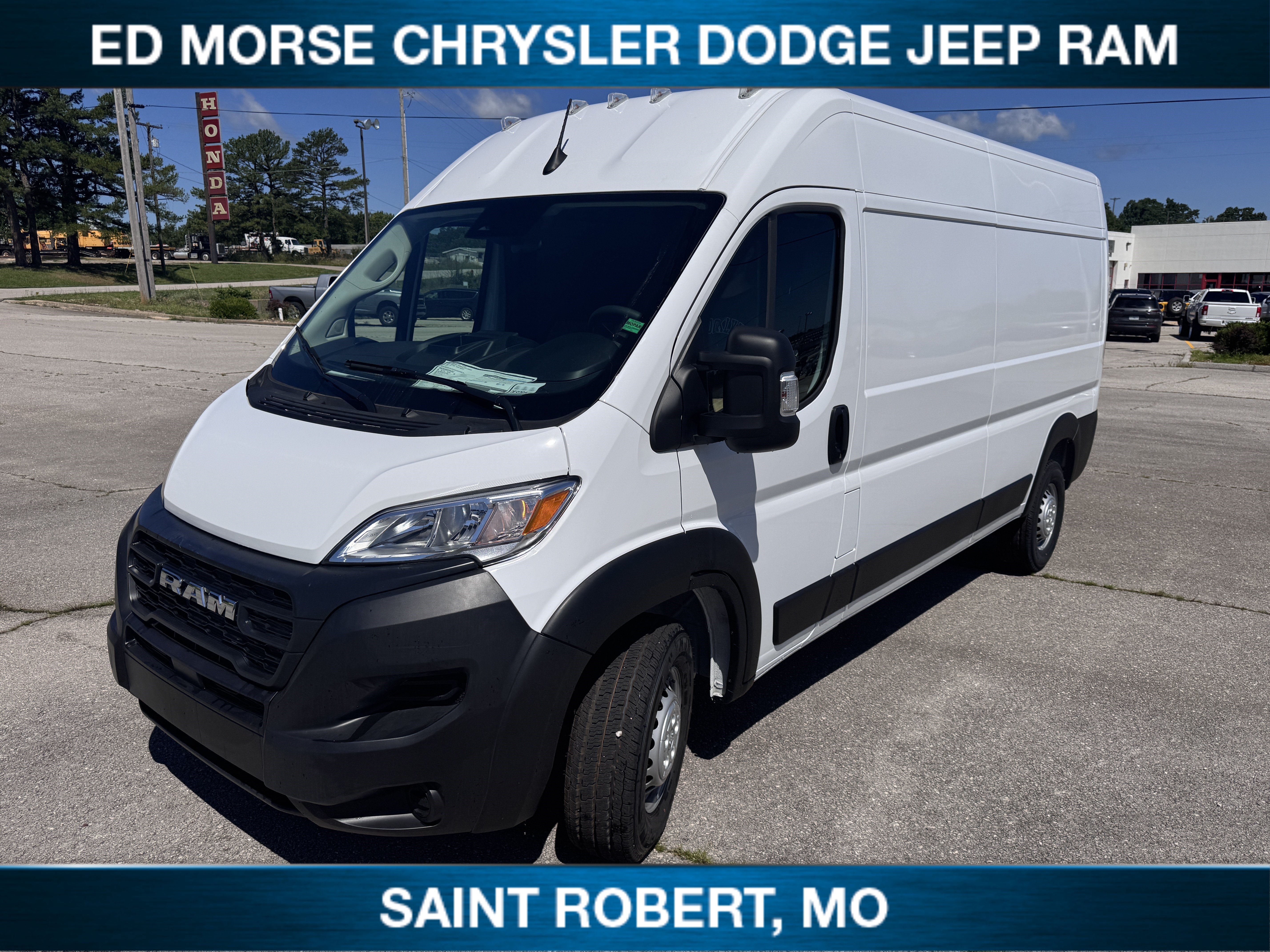 2025 RAM ProMaster Cargo Van Tradesman in Bright White Clearcoat — front three-quarter view