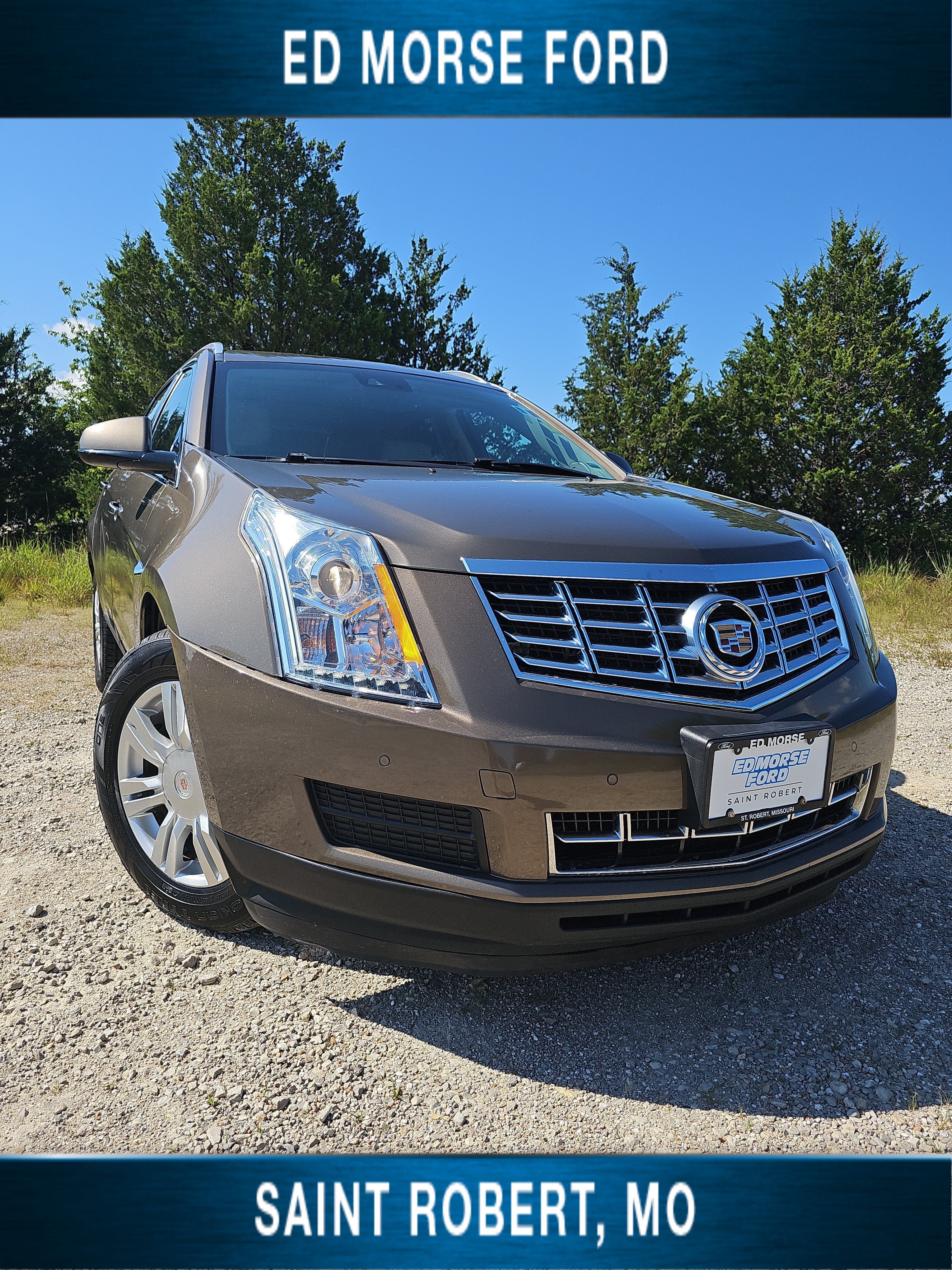 2015 Cadillac SRX Luxury Collection in Terra Mocha Metallic — front three-quarter view